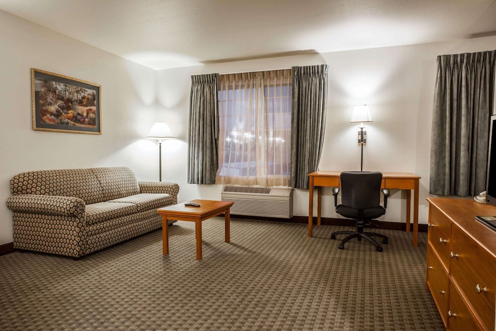 quality inn and suites federal way seattle