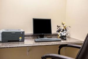 quality inn and suites federal way seattle