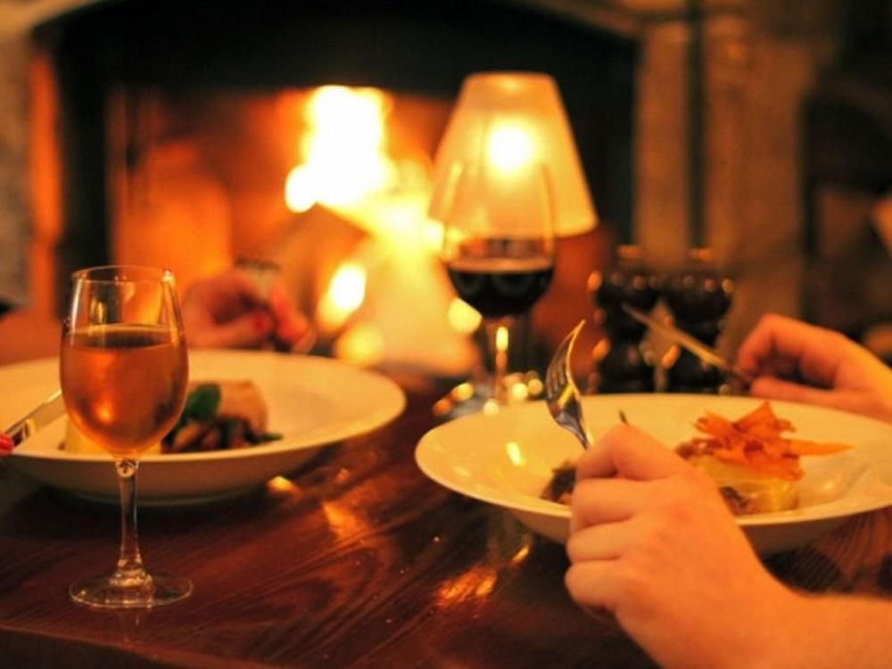 the wheelwrights arms hotel