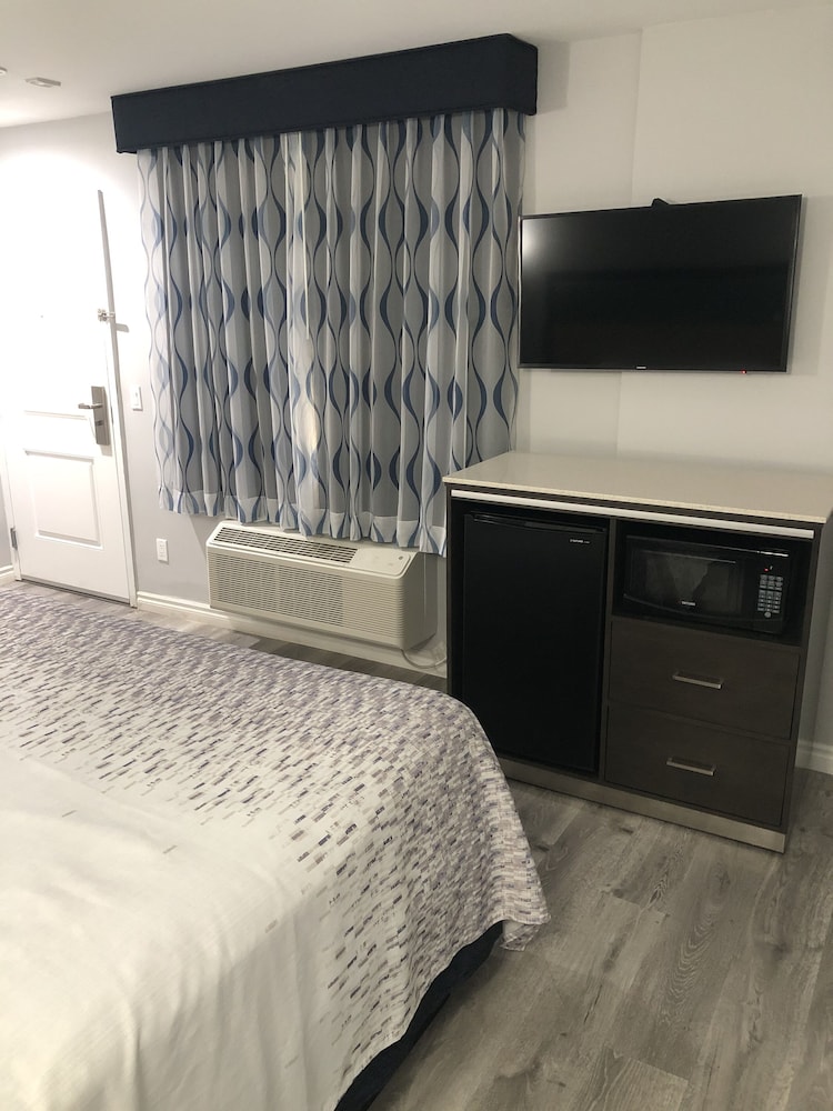 travelodge inn and suites by wyndham west covina