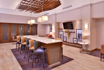 hampton inn and suites ann arbor west