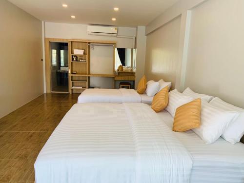 belong boutique luxury hotel
