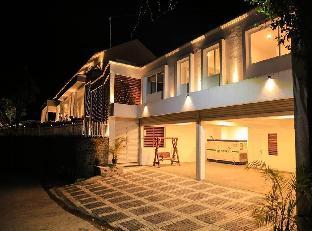 benito bungalow by the serendipity collection