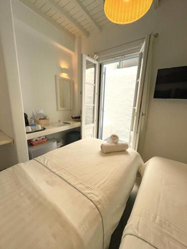 hotel lefteris