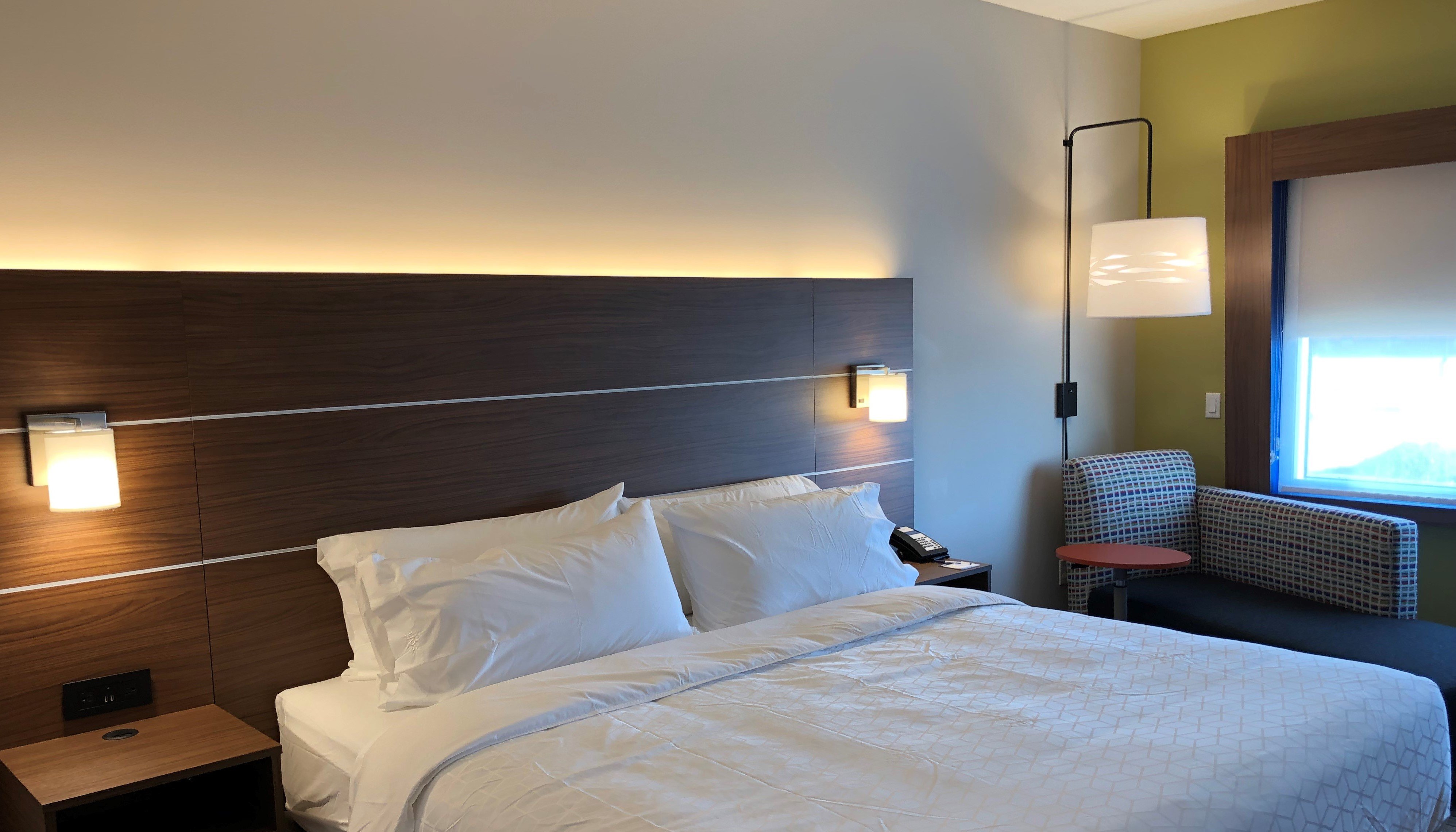 holiday inn express and suites springfield north by ihg