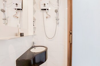 best deal and homey studio sky house alam sutera apartment