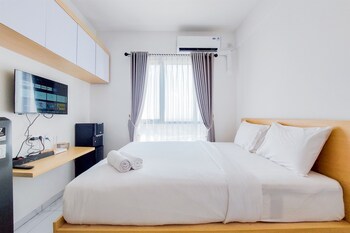 best deal and homey studio sky house alam sutera apartment