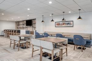 holiday inn express federal way seattle south an ihg hotel