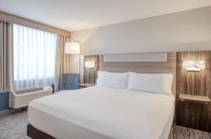 holiday inn express federal way seattle south an ihg hotel