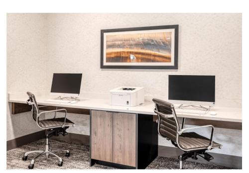 holiday inn express federal way seattle south an ihg hotel