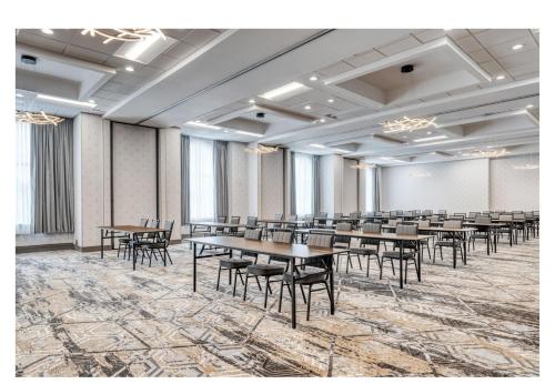 holiday inn express federal way seattle south an ihg hotel