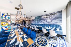 best western premier royal blue