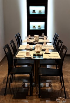 imperial suites hotel