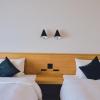 bird hotel