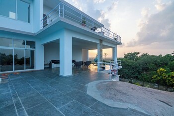 Bliss Farm Stay- Hilltop,,3 star