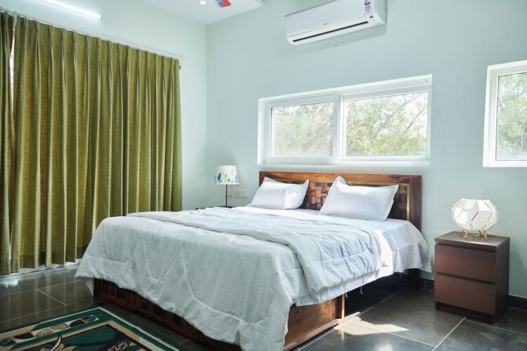 bliss farm stay lilly