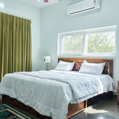 bliss farm stay lilly