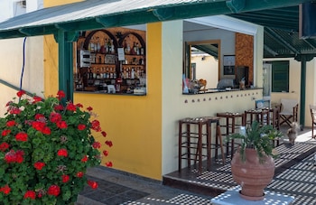 phevos villa