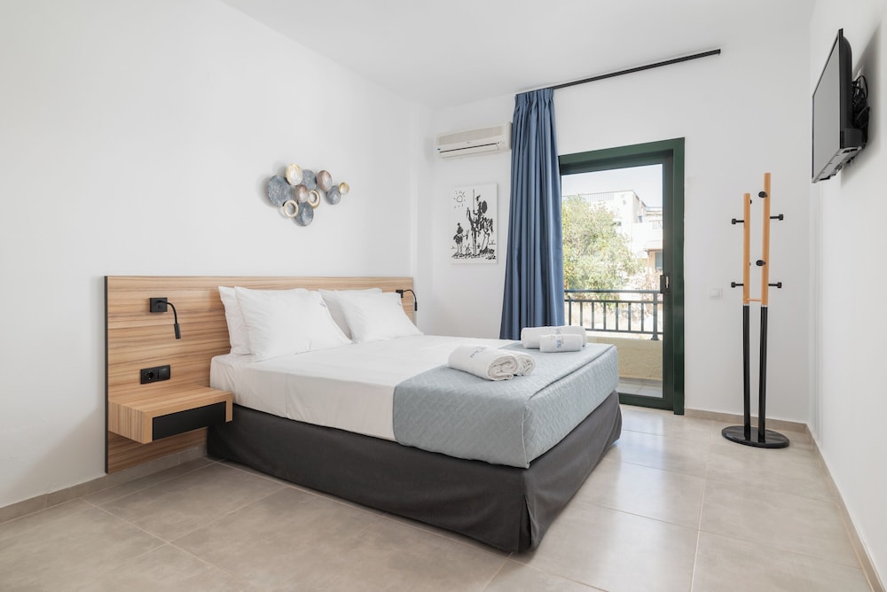 blue horizon apartments