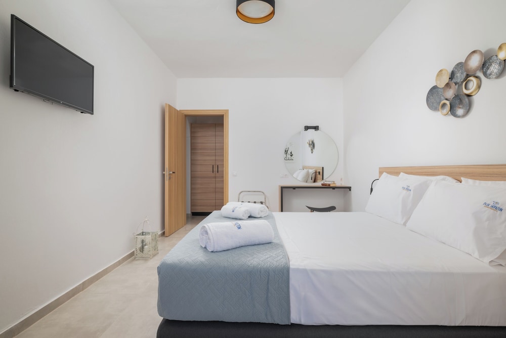 blue horizon apartments