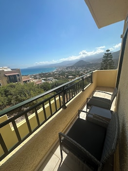 blue horizon apartments