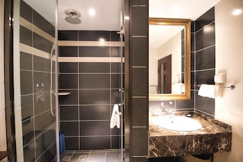 harbin cloud ma bremei inn co ltd