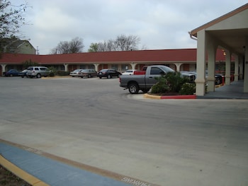 winnquest inn near ft sam houston
