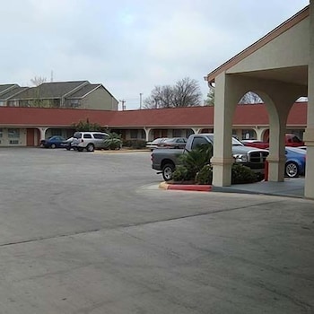 winnquest inn near ft sam houston