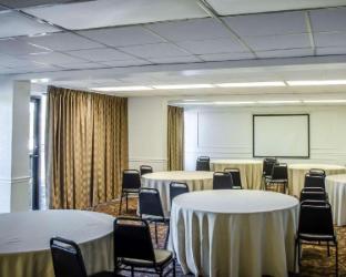 quality inn and suites pensacola bayview