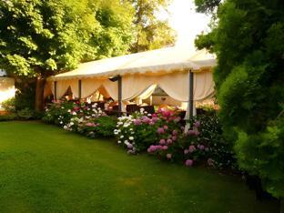 hotel milano pool and garden