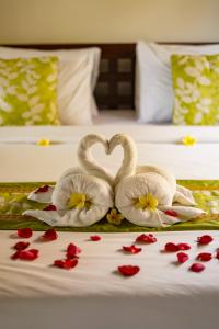 three brothers bungalows and villas