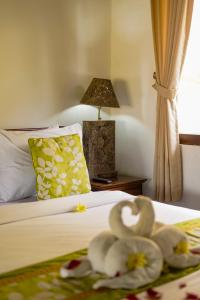 three brothers bungalows and villas