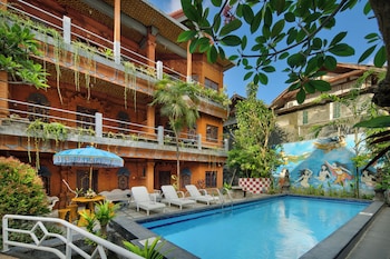 hotel lumbung sari legian