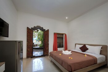hotel lumbung sari legian