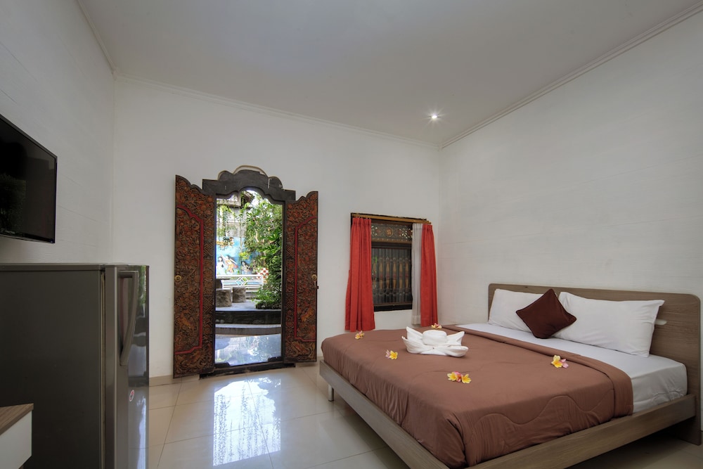 hotel lumbung sari legian