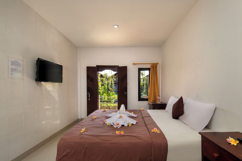 hotel lumbung sari legian