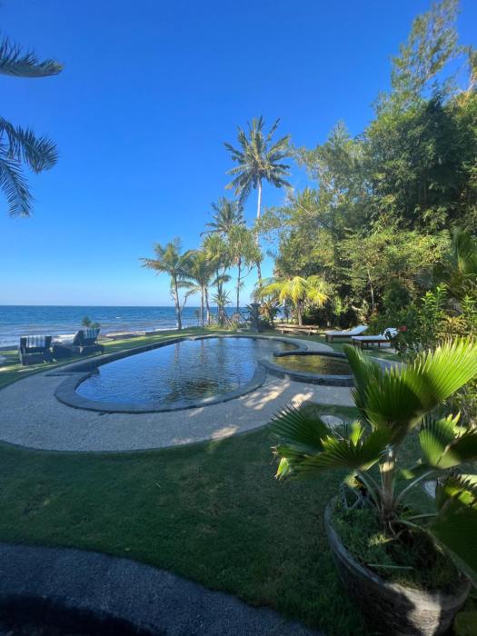 ciliks beach garden