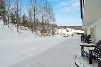 sun lodge