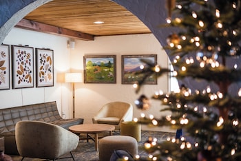 sun lodge