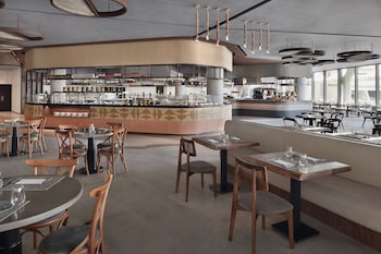 erth abu dhabi hotel