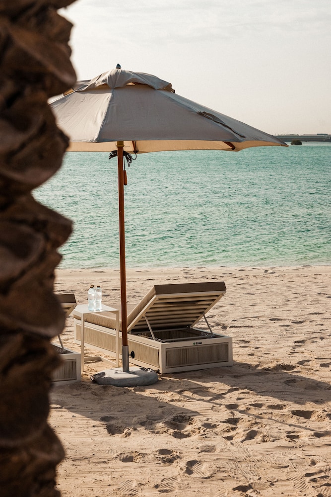 erth abu dhabi hotel