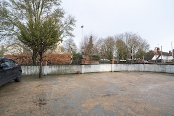 oyo greenway stays
