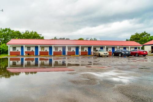 Budget Inn By Oyo Palestine Tx Hwy 79,,2 star
