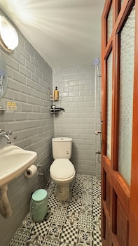 callisto pub and kitchen and hotel