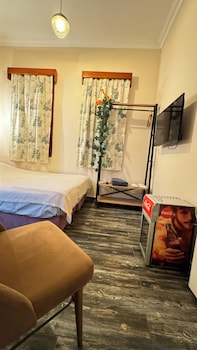 callisto pub and kitchen and hotel