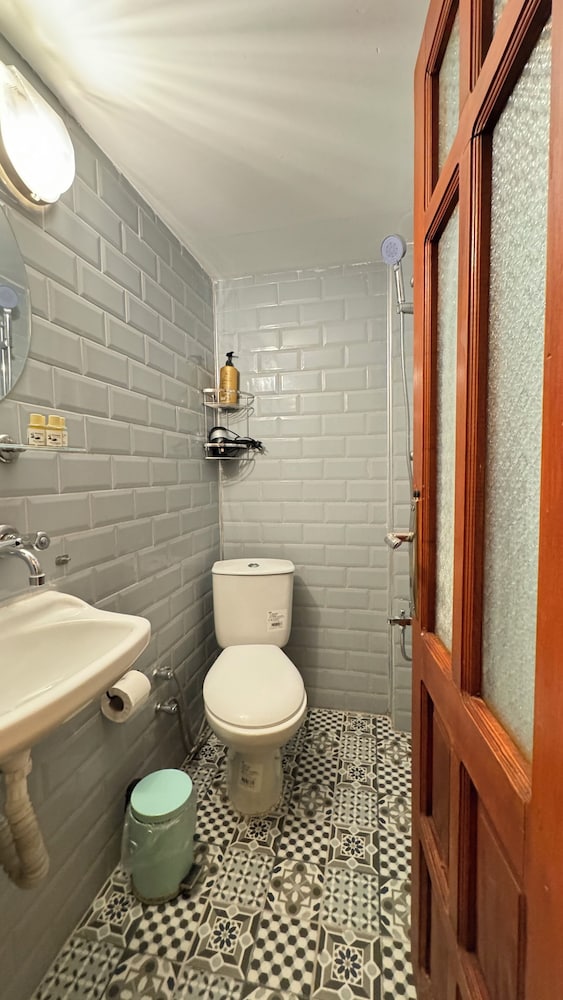 callisto pub and kitchen and hotel