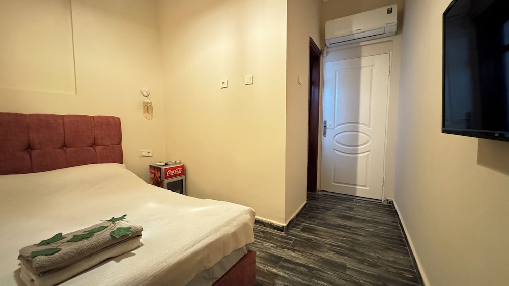 callisto pub and kitchen and hotel