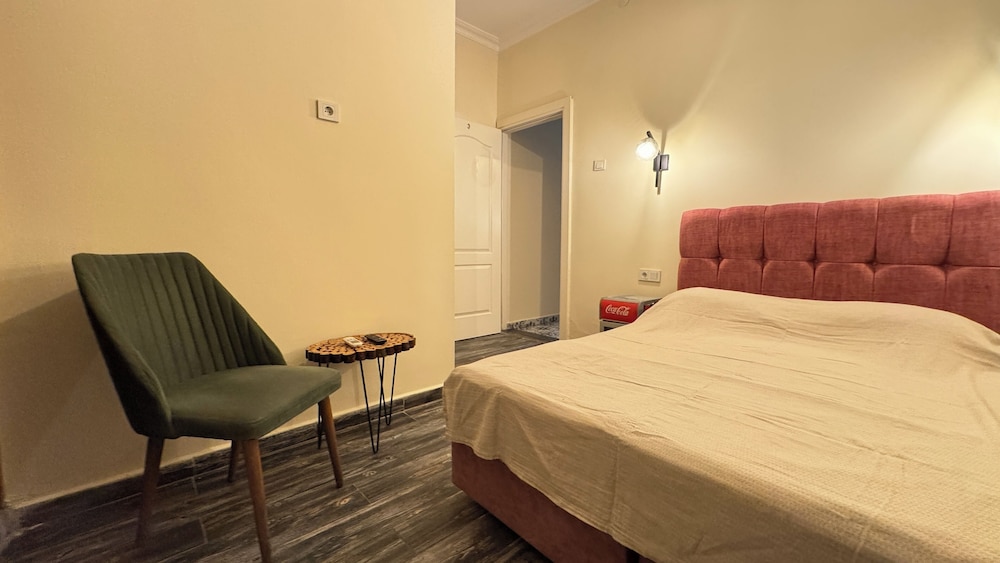 callisto pub and kitchen and hotel