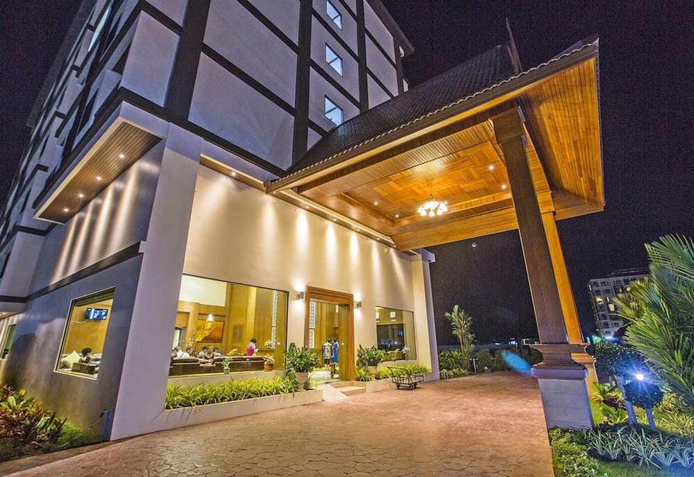 airport resort phuket