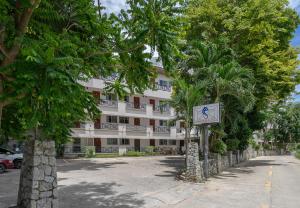 sawasdee place hotel